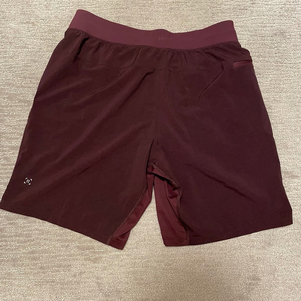 Men’s Lululemon Linerless The Short 9” Maroon